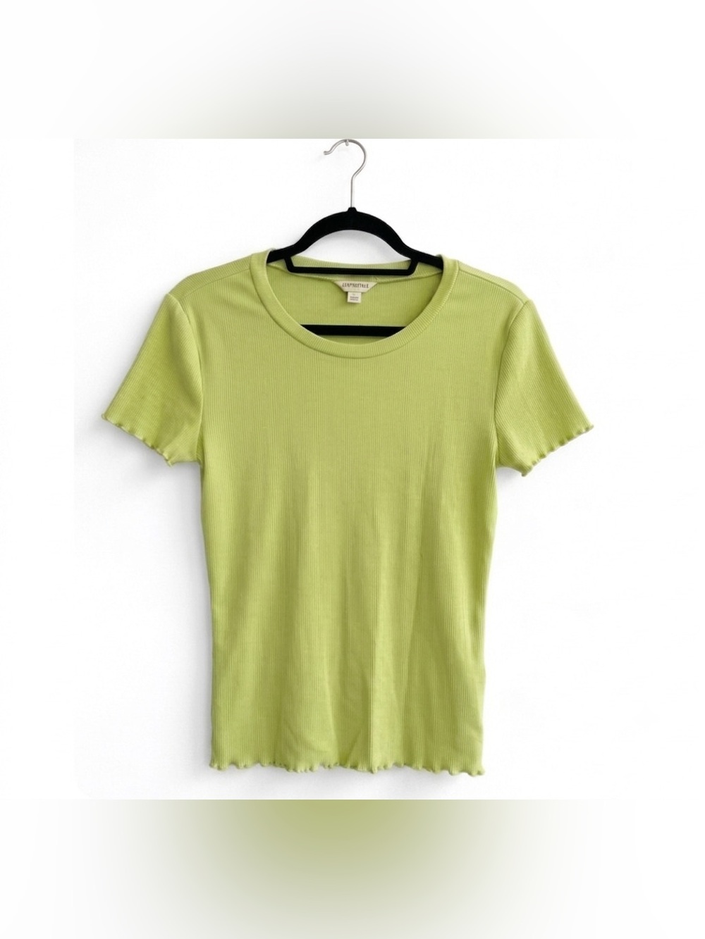 4/33$✨ Aeropostale Lime Green Ribbed Short Sleeve Tee